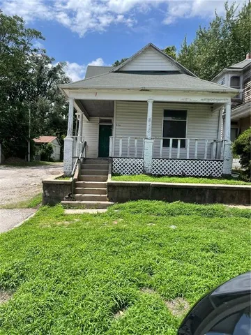 $45,000 | 834 South 18th Street, St. Joseph, MO 64507