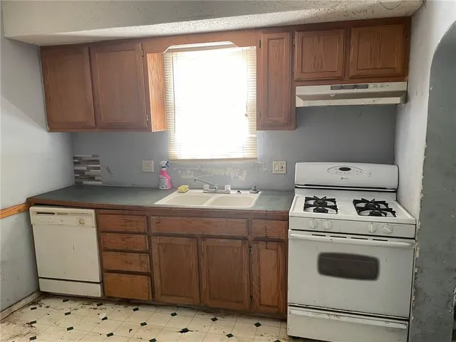 $45,000 | 834 South 18th Street, St. Joseph, MO 64507