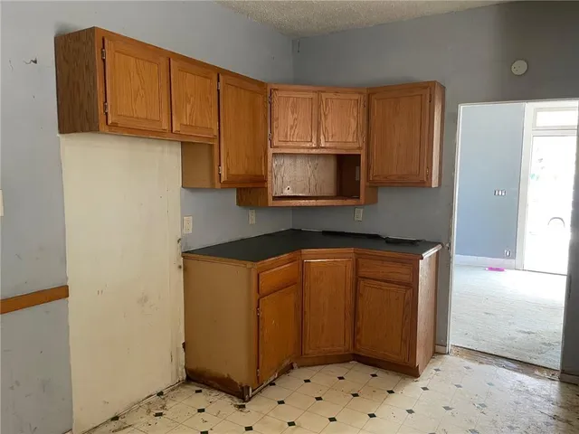 $45,000 | 834 South 18th Street, St. Joseph, MO 64507