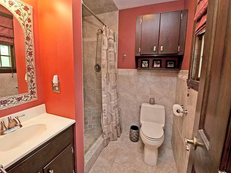 185 Brehm Road Washington, PA 15301 - Photo 14 of 22 Full Bath.