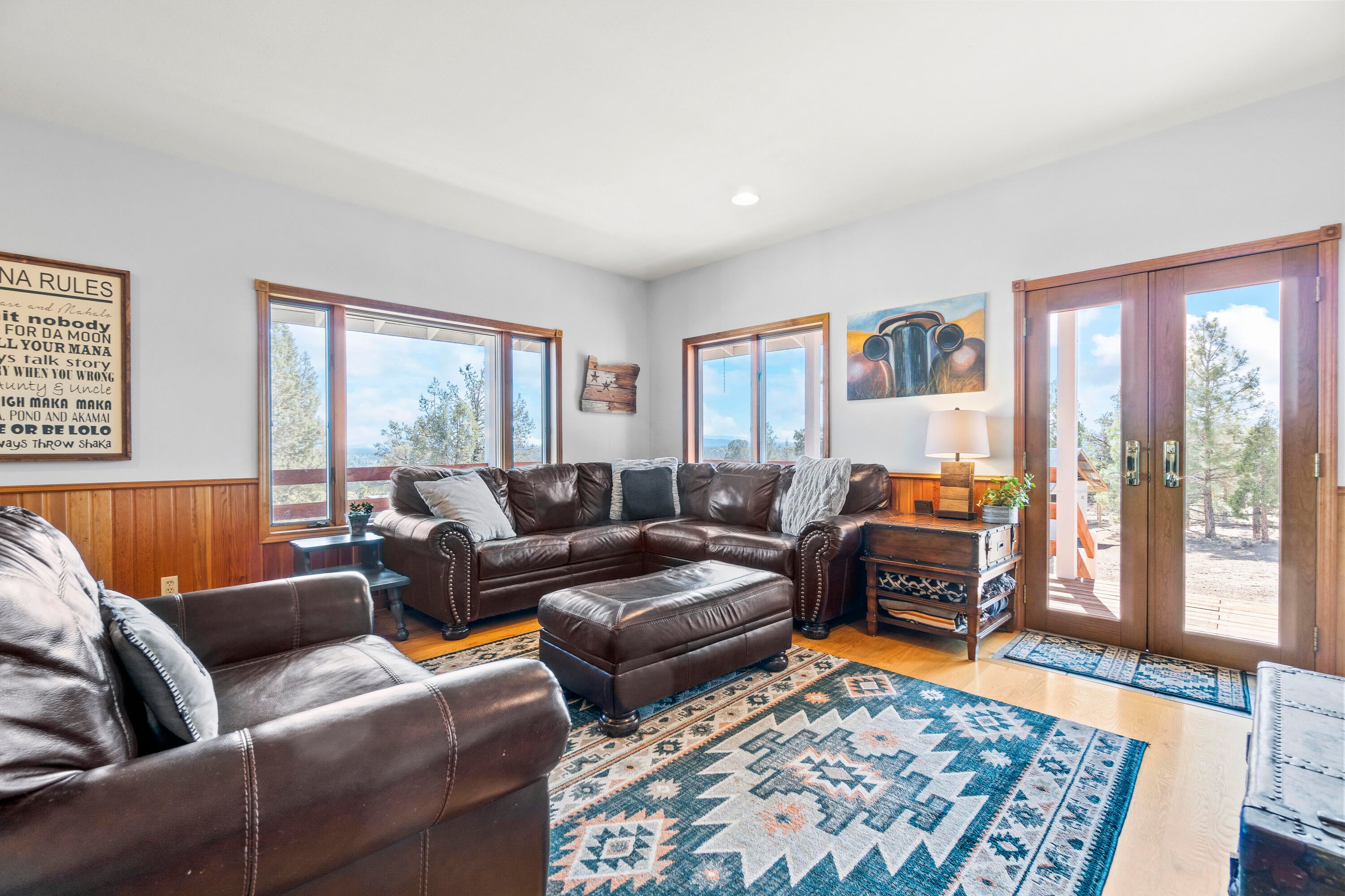 19192 Dusty Loop Bend, OR 97703 - Photo 13 of 45 Gallery Image 13
