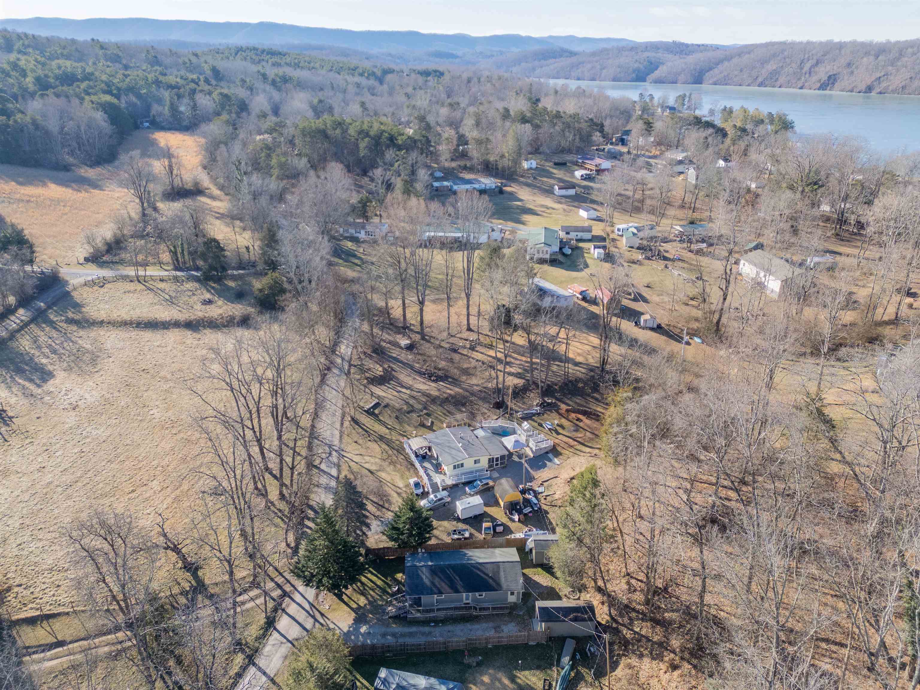 6879 Owens Road Radford, VA 24141 - Photo 64 of 66 Gallery Image 64