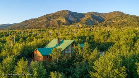 $1,775,000 | 144 Roberts Road, Etna, WY 83118