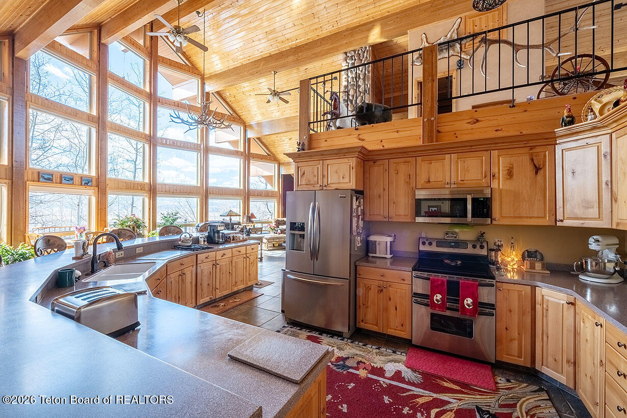 144 Roberts Road Etna, WY 83118 - Photo 15 of 47 Roberts int 8873