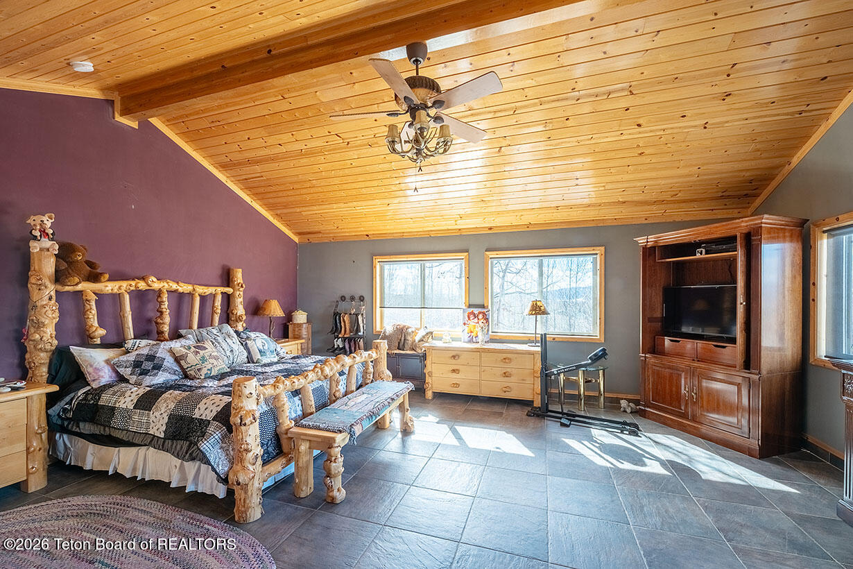 144 Roberts Road Etna, WY 83118 - Photo 16 of 47 Roberts int 8913