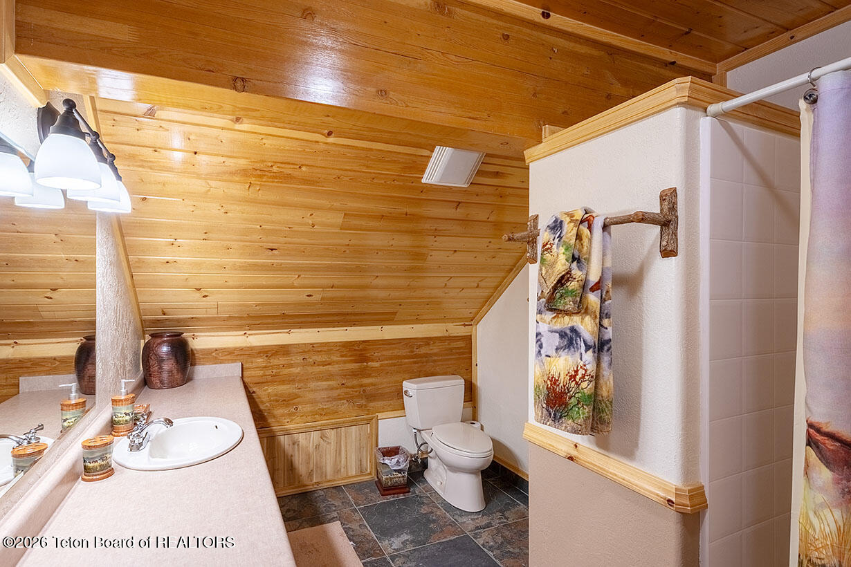 144 Roberts Road Etna, WY 83118 - Photo 24 of 47 Roberts int 8898