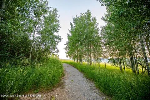 $1,775,000 | 144 Roberts Road, Etna, WY 83118