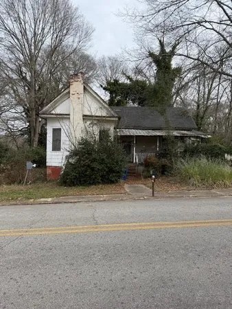 $69,999 | 221 Johnson Street, Hogansville, GA 30230