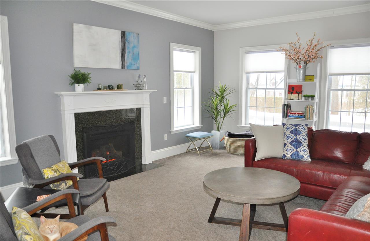 184 Appletree Point Road Burlington, VT 05408 - Photo 2 of 37 Gallery Image 2