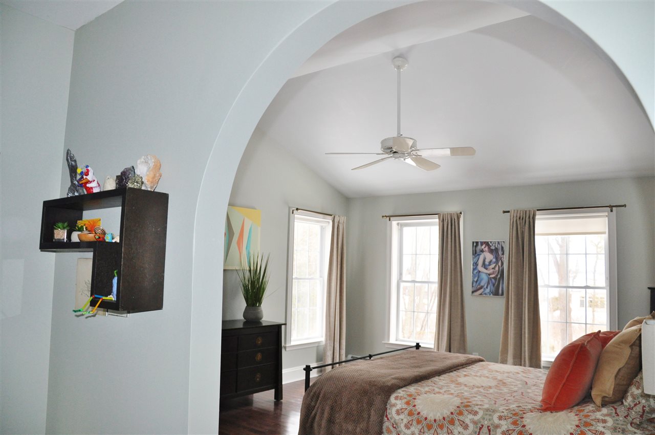184 Appletree Point Road Burlington, VT 05408 - Photo 13 of 37 Gallery Image 13
