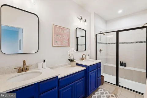 $780,000 | 22317 Seabring Terrace, Brambleton, VA 20148