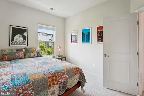 $780,000 | 22317 Seabring Terrace, Brambleton, VA 20148