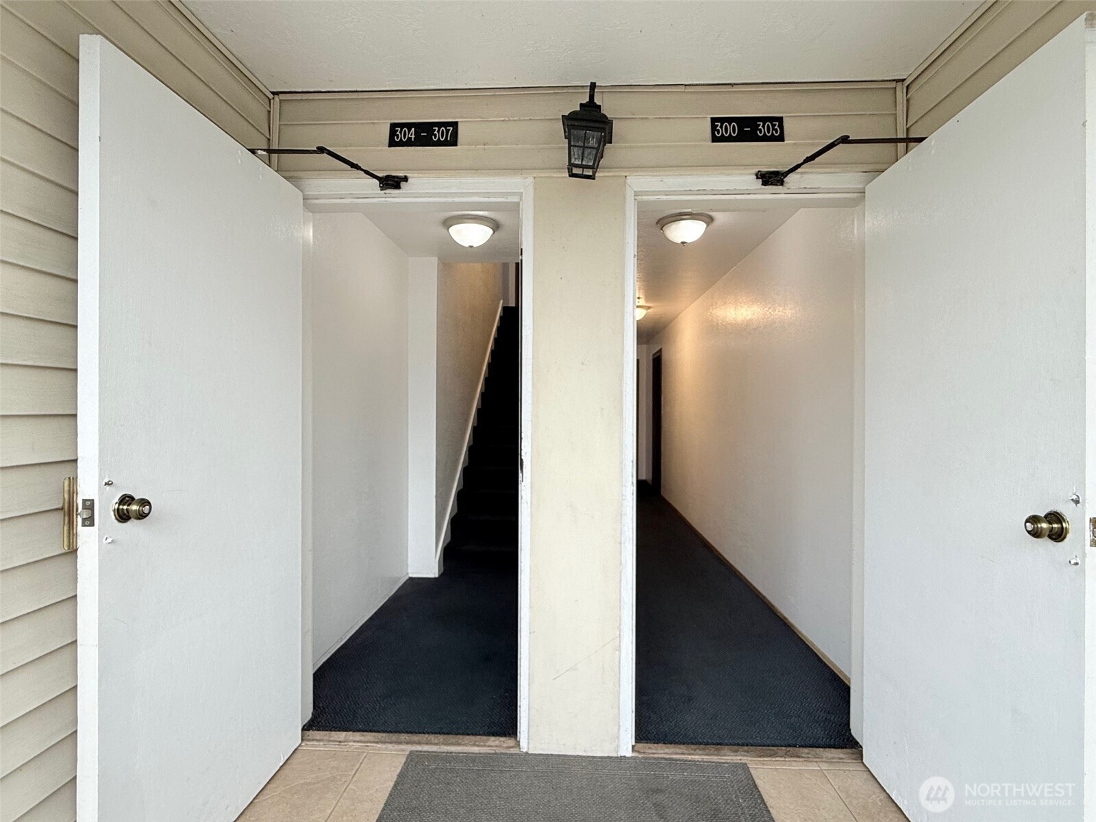 1120 North 91st Street Seattle, WA 98103 - Photo 20 of 23