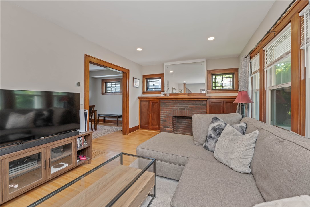 127 Castleford Road Greece, NY 14616 - Photo 6 of 26