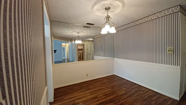 $109,950 | 814 13th Avenue North, Unit 1C, Clinton, IA 52732