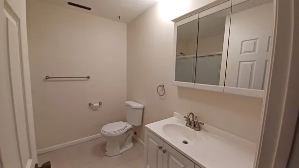 $109,950 | 814 13th Avenue North, Unit 1C, Clinton, IA 52732