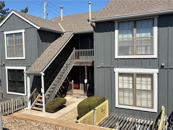 $145,000 | 12854 West 110th Terrace, Overland Park, KS 66210