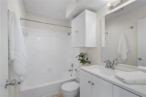 $145,000 | 12854 West 110th Terrace, Overland Park, KS 66210