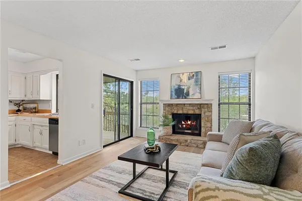 $145,000 | 12854 West 110th Terrace, Overland Park, KS 66210