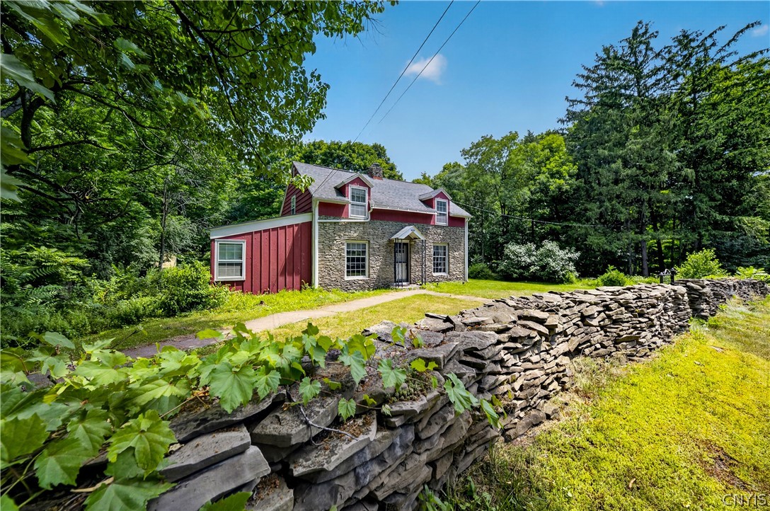 5352 Onondaga Road Syracuse, NY 13219 - Photo 1 of 49