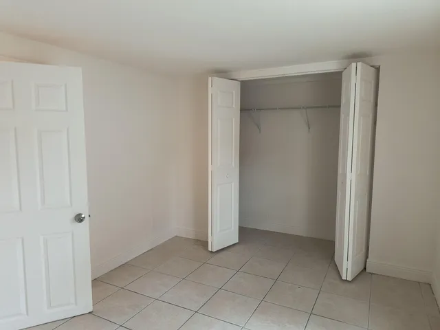 $1,300 | 1007 South E Street, Unit A, Lake Worth Beach, FL 33460