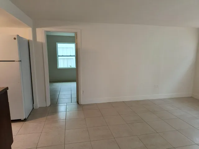 $1,300 | 1007 South E Street, Unit A, Lake Worth Beach, FL 33460