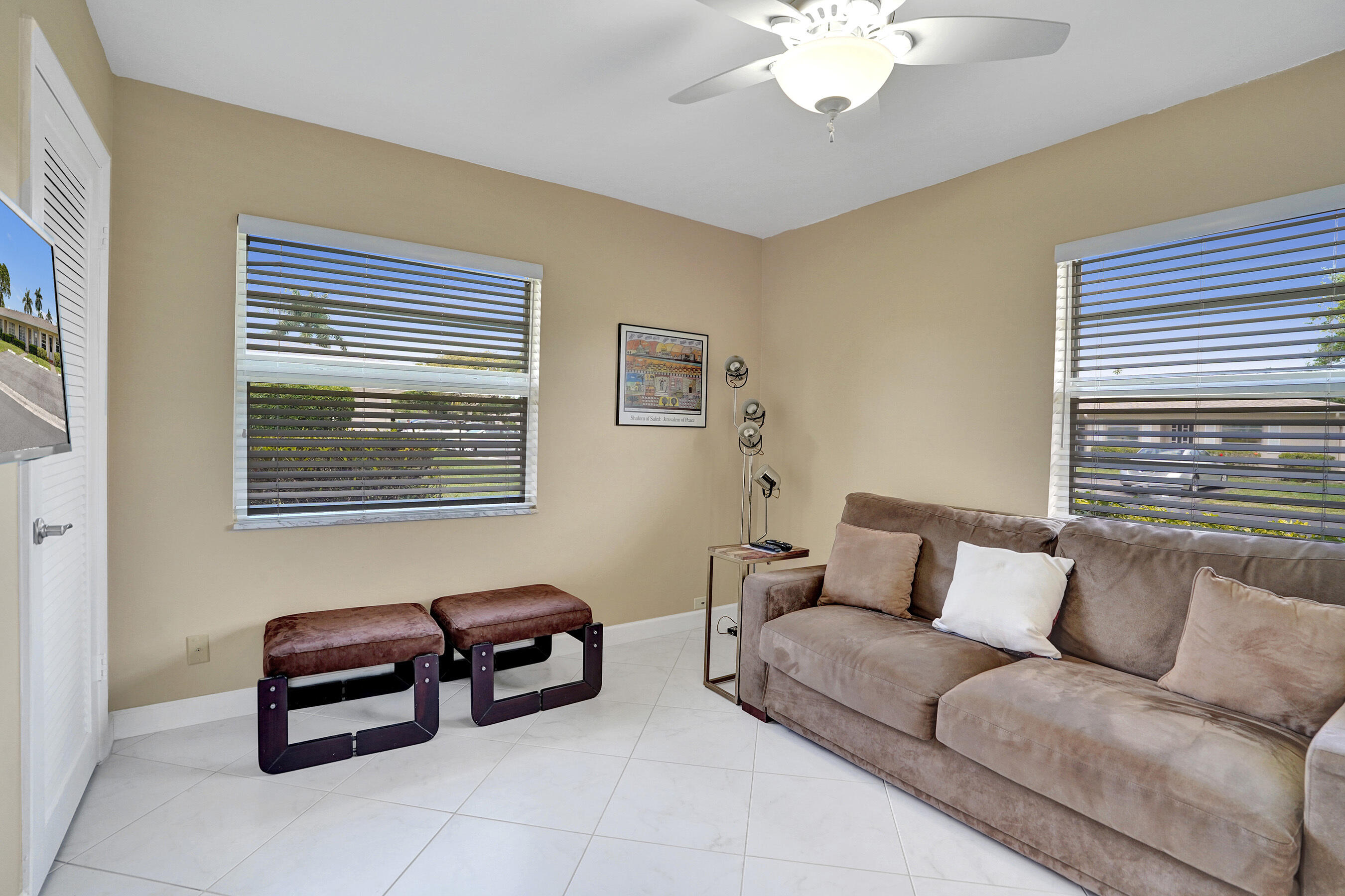 8620 Chevy Chase Drive Boca Raton, FL 33433 - Photo 23 of 44 DSC05757