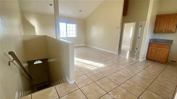 $3,200 | 1073 West 112th Street, Los Angeles, CA 90044