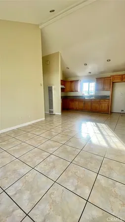 $3,200 | 1073 West 112th Street, Los Angeles, CA 90044