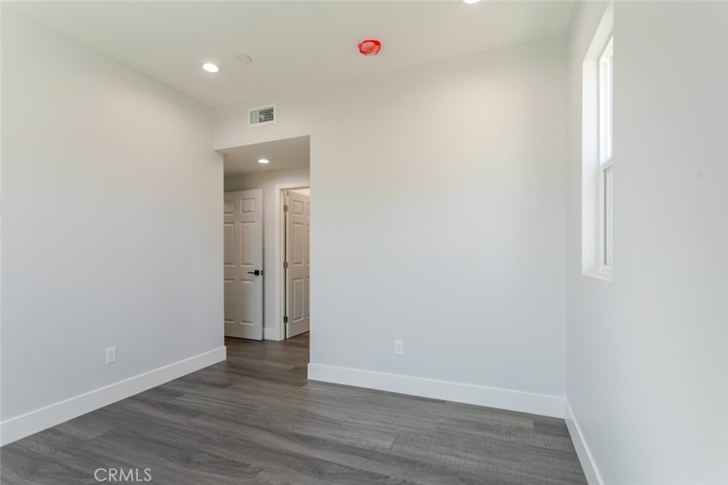 13768 Judd Street Pacoima, CA 91331 - Photo 13 of 32