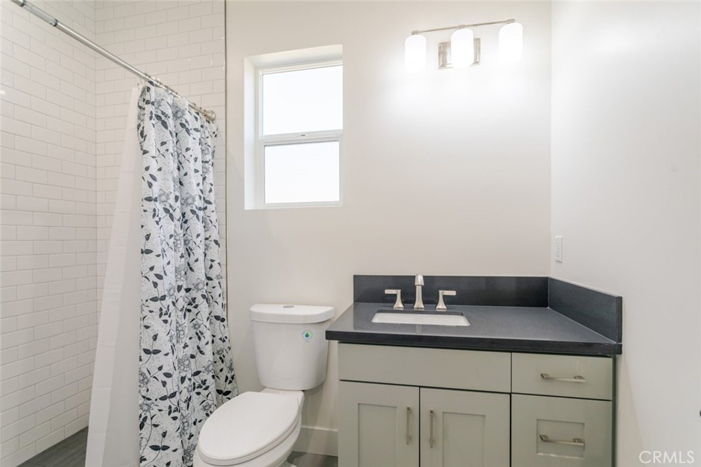 13768 Judd Street Pacoima, CA 91331 - Photo 16 of 32