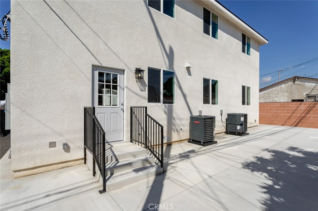 13768 Judd Street Pacoima, CA 91331 - Photo 25 of 32