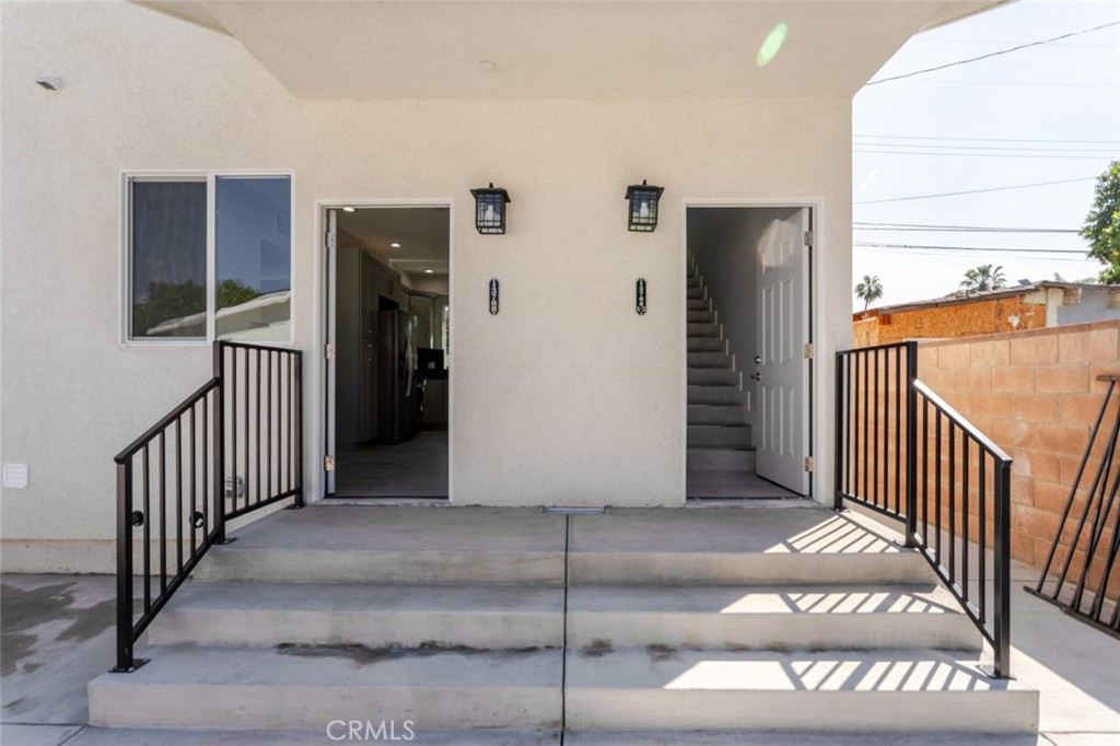 13768 Judd Street Pacoima, CA 91331 - Photo 5 of 32