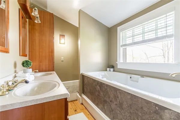 $549,900 | 3170 Bailey Road, East Bloomfield, NY 14469