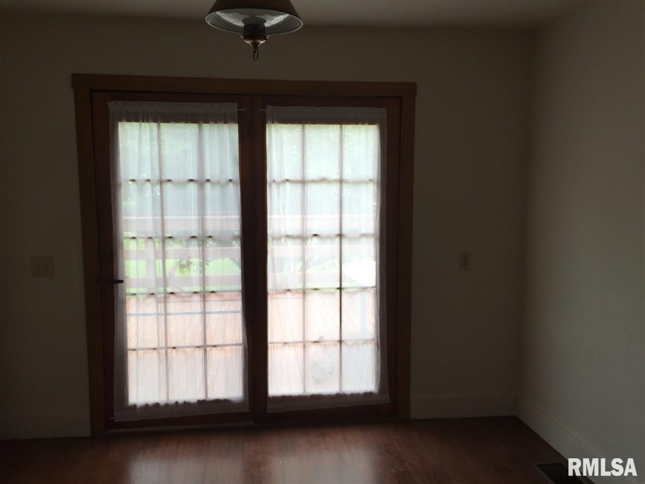 116 Albert Street Washington, IL 61571 - Photo 6 of 10 Gallery Image 6