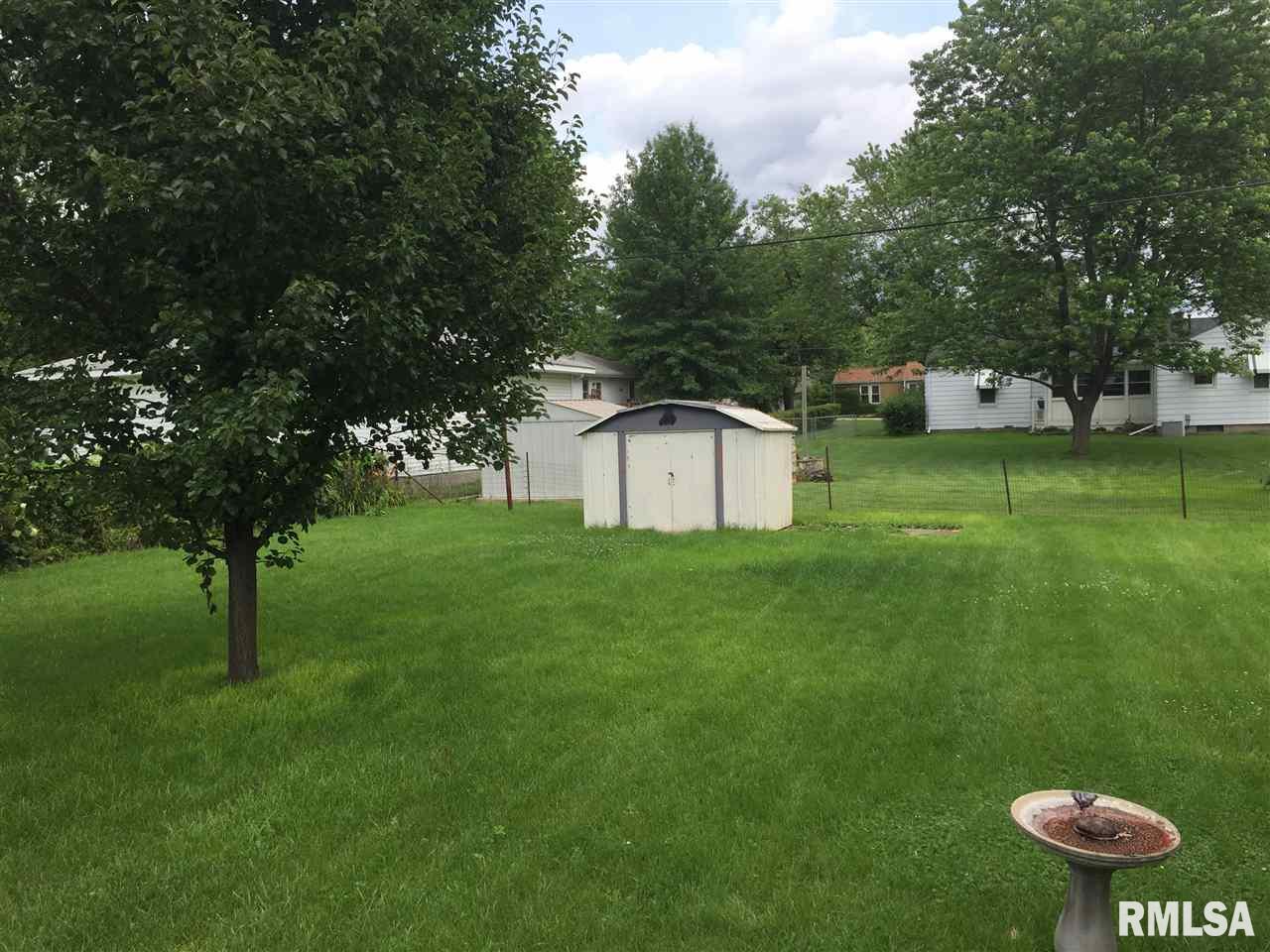 116 Albert Street Washington, IL 61571 - Photo 9 of 10 Gallery Image 9