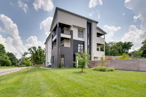 $1,250,000 | 1001 A Woodmont Boulevard, Nashville, TN 37204