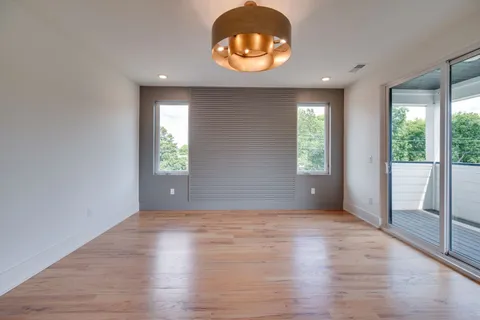 $1,250,000 | 1001 A Woodmont Boulevard, Nashville, TN 37204