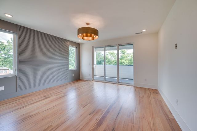 $1,142,000 | 1001 A Woodmont Boulevard, Nashville, TN 37204