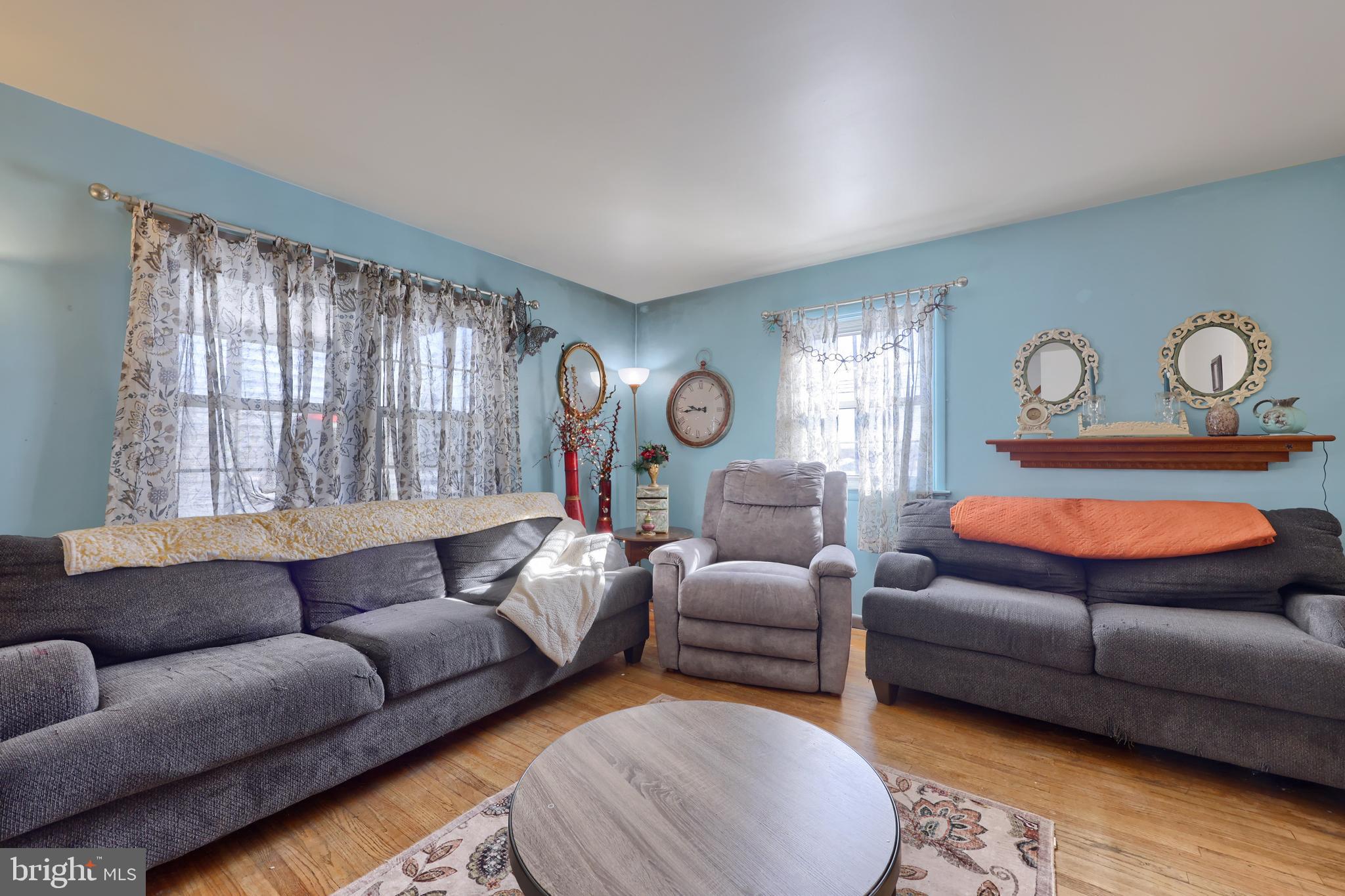 456 Charles Road Lancaster, PA 17603 - Photo 7 of 39 Gallery Image 7
