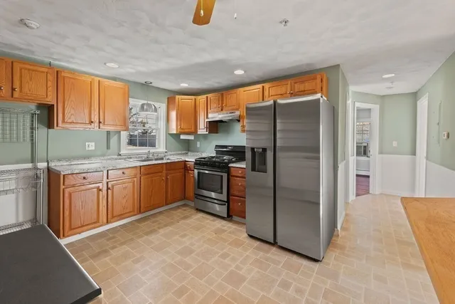 $279,500 | 75 Dennis Street, Unit 3, Attleboro, MA 02703