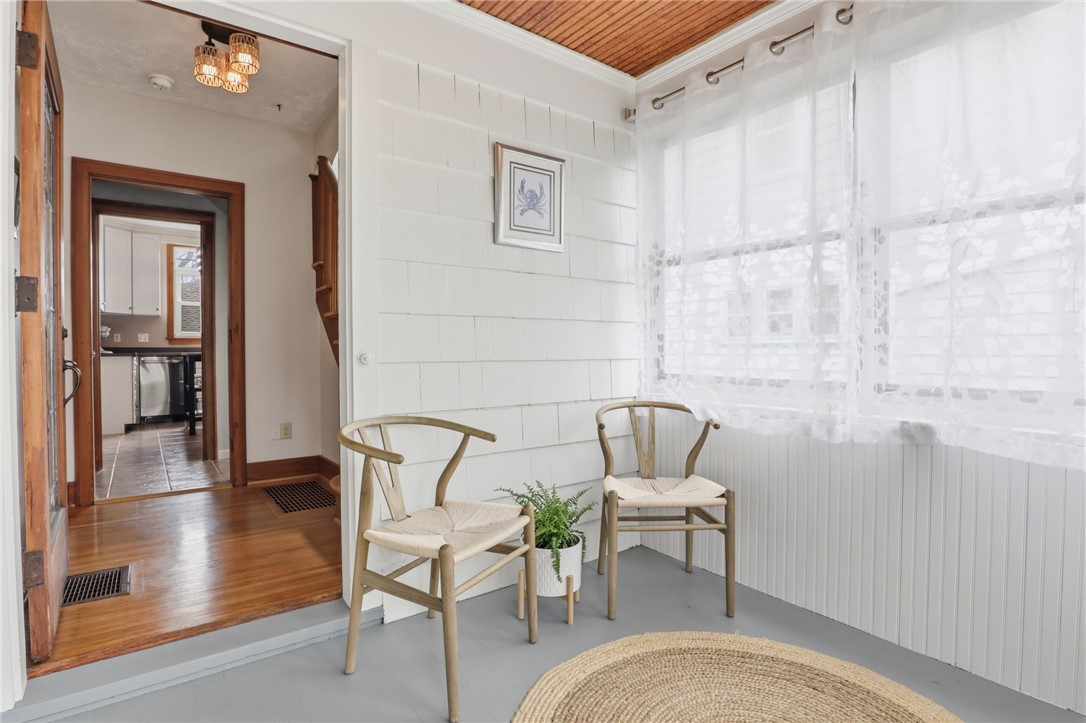 65 Camden Street Rochester, NY 14612 - Photo 3 of 42