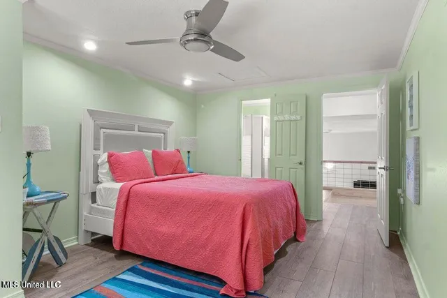 $899,900 | 842 Deer Drive, Bay St. Louis, MS 39520