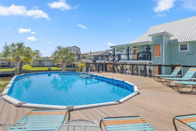 $899,900 | 842 Deer Drive, Bay St. Louis, MS 39520