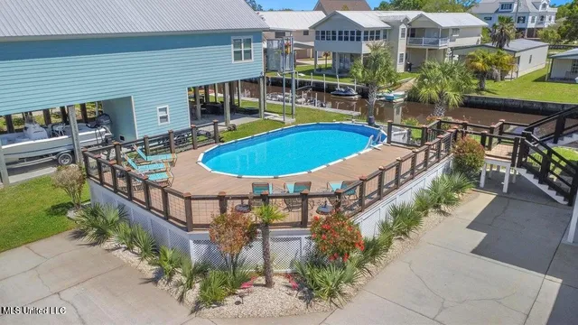 $899,900 | 842 Deer Drive, Bay St. Louis, MS 39520