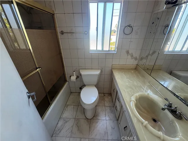 $999,999 | 6703 Morse Avenue, North Hollywood, CA 91606