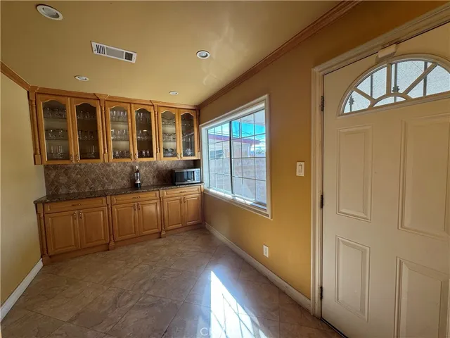 $999,999 | 6703 Morse Avenue, North Hollywood, CA 91606