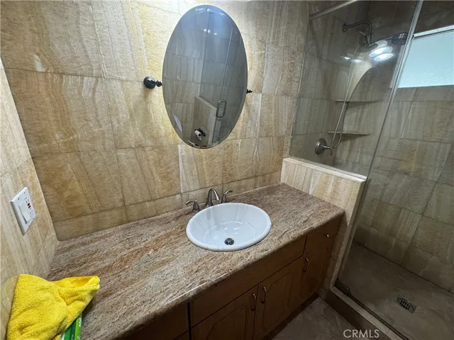 $999,999 | 6703 Morse Avenue, North Hollywood, CA 91606