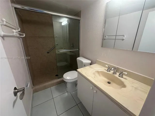 $3,250 | 2030 South Ocean Drive, Unit 1705, Hallandale Beach, FL 33009