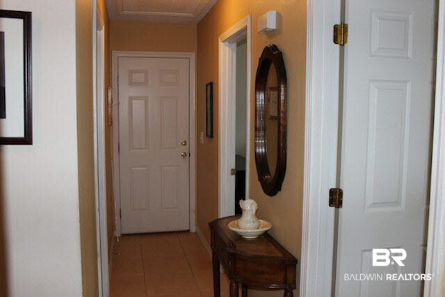 8327 Edgewood Drive Daphne, AL 36526 - Photo 18 of 21 Hallway to Garage